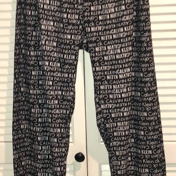 Calvin Klein Logo Pajama Pants and new slippers - Picture 3 of 6